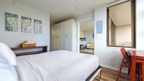 Stunning 1 Bedroom remodel in Waikiki Banyan Tower One - Image 5