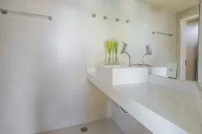 Beautiful house in Vila Velha on the water - Image 3