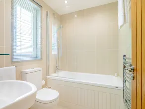 Twill Lodge - 4 Swandown - Image 2