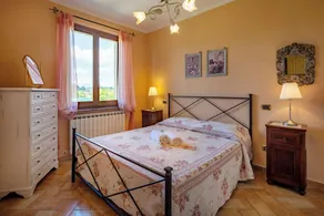 Orchid Apartment in Farmhouse with Garden and Pool - Image 3