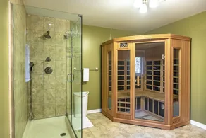 Secluded 5K Sq Ft Retreat: Sauna, Hot Tub & Games - Image 2