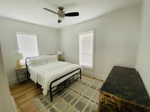 Charm, Comfort and Style, walk to downtown Mena, AR - Image 4