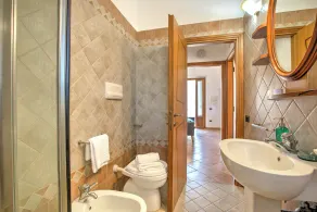 Chianti Wine Site Apt Private Balcony - Happy Rentals - Image 4