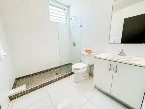 Arecibo Hotel 3202 - Image 3
