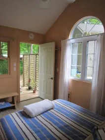 Franzose Bay Cottages - Loft - Image 5