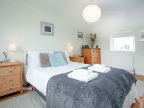2 chambres à coucher à Malborough - Image 4
