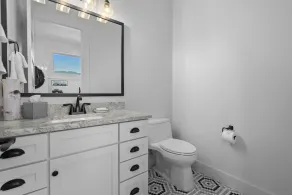Brand New LAKE FRONT-6 BR 7 BA home with direct views of Rumbling Bald - Image 3