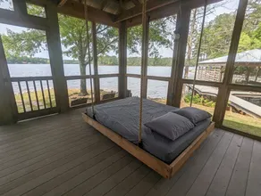\"THE CRESCENT\" - Lakefront heaven w/ big views, sunset, private cove & hot tub - Image 5