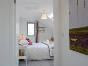 Discover the Applecross Peninsula from this stunning holiday property. - Image 5