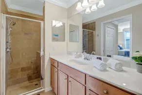 ! Rabais de décembre et avril! Magnifique condo 2bbs 2bath, vue lac - Image 3