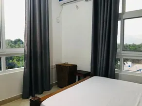 Spacious 1-bedroom rental unit next to the beach - Image 3
