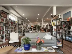 Spacious Victorian Loft - Image 5