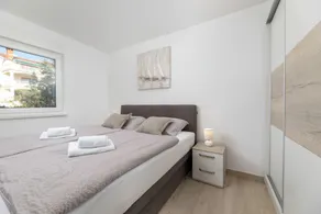 Holiday apartment mit Klimaanlage und Meerblick - Image 3