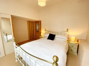 Upper Stables Apartment - 2 bed, first floor apartment in great location close to the sea. - Image 5