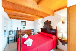 Casa vacanze 'Petita Casa Marinero' con vista mare e Wi-Fi - Image 5