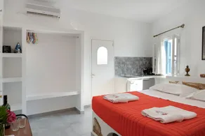 Appartement \"Politimi's Studio N4\" avec vue sur la montagne, Wi-Fi et climatisation - Image 5