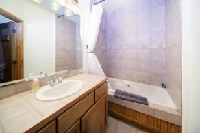 Ski Condo on the slopes! Unit 306! - Image 5