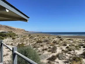 Normanville Beach House - Wake up to the sound of the ocean and bird life. - Image 3