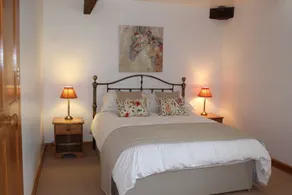 The Stable cottage is in a private rural location 10 mins from the Town centre - Image 4