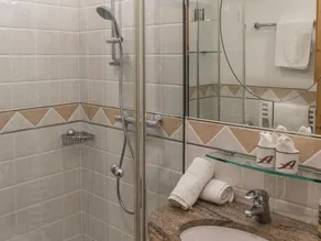 Double room shower, WC, Flat-TV, - Hotel Annelies - Image 4