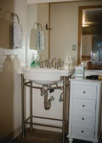 Kælder Master Suite - Fredelig, Privat Suite på pittoreske 5 hektar! - Image 2