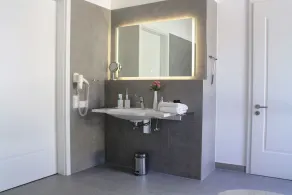 Modern 3-room apartment directly behind the Baltic Sea dike - Image 3