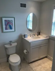 Spacious 3 bed 3 bath home with optional Jeep rental - Image 3