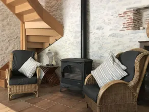 Charming 3 bedroom gite in a beautiful village on the River Lot - Image 2