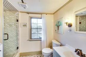 Aldie Home w/ Private Pool: Near Wineries! - Image 4