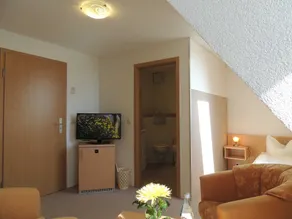 11 single rooms lake view comfort - Insel-Hotel Dobbertin - Image 4