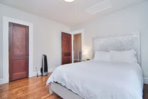 10 min Walk to Uptown Shelby, Historic, parking! - Image 5