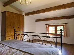 Casa di campagna vicino a Greolieres con piscina, parco privato e vista sulle montagne - Image 4