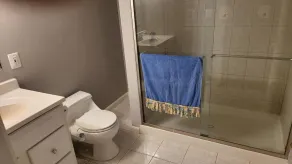 Neat and Discreet----my cul-da-sac is where it's at! - Image 2