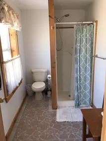 Cabin at private family friendly pond - Image 5