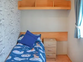 Norfolk Poppy Caravan - Sleeps 4 - WiFi and Sky TV Included - Image 5