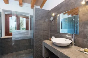 Luxurious villa in a rural idyll – Finca Can Duró - Image 4