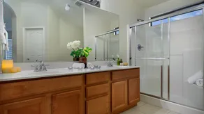 Private w/ 4 Kings or 7 total beds & Pool/Hot Tub! - Image 2