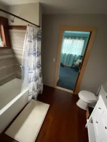 Guest Manse “Carriage House” with Harbor Views - Image 4