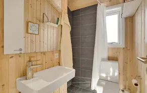 3 Bedroom Awesome Home In Gørlev - Image 5