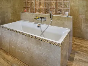 Intimate and inviting, this couples retreat is a cosy haven for two. - Image 3