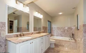 Tysons/McLean 4BDRMs 3Baths >3000 sqft Lux Living - Image 4