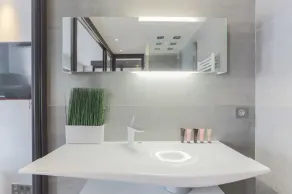 PEACE&LOFT: JACUZZI & TERRASSE - Image 3