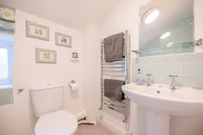 2 Riverside Cottages, Yoxford - Image 3