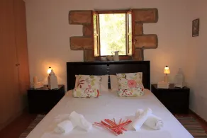 Vista Avia Villa (Traditional Stone Villa with Pool and Amazing View) - Image 5