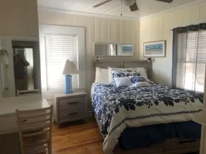 updated fabulous family  cottage. large deck.. on the ocean. great beach access - Image 5
