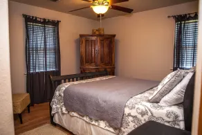 56188 Austin Road Home - Image 3