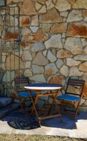 Independent bedroom in character house 1 km from the village of Aups - Image 3
