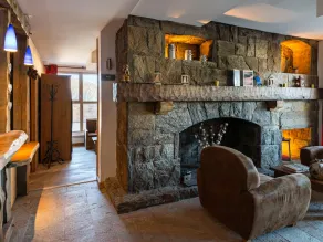 Alpine Duplex for Six Guests - Image 2