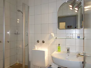 Apartment 424 with indoor pool - Image 4