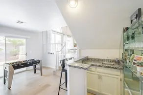 Designer home-6 miles to the Las Vegas Strip! - Image 2
